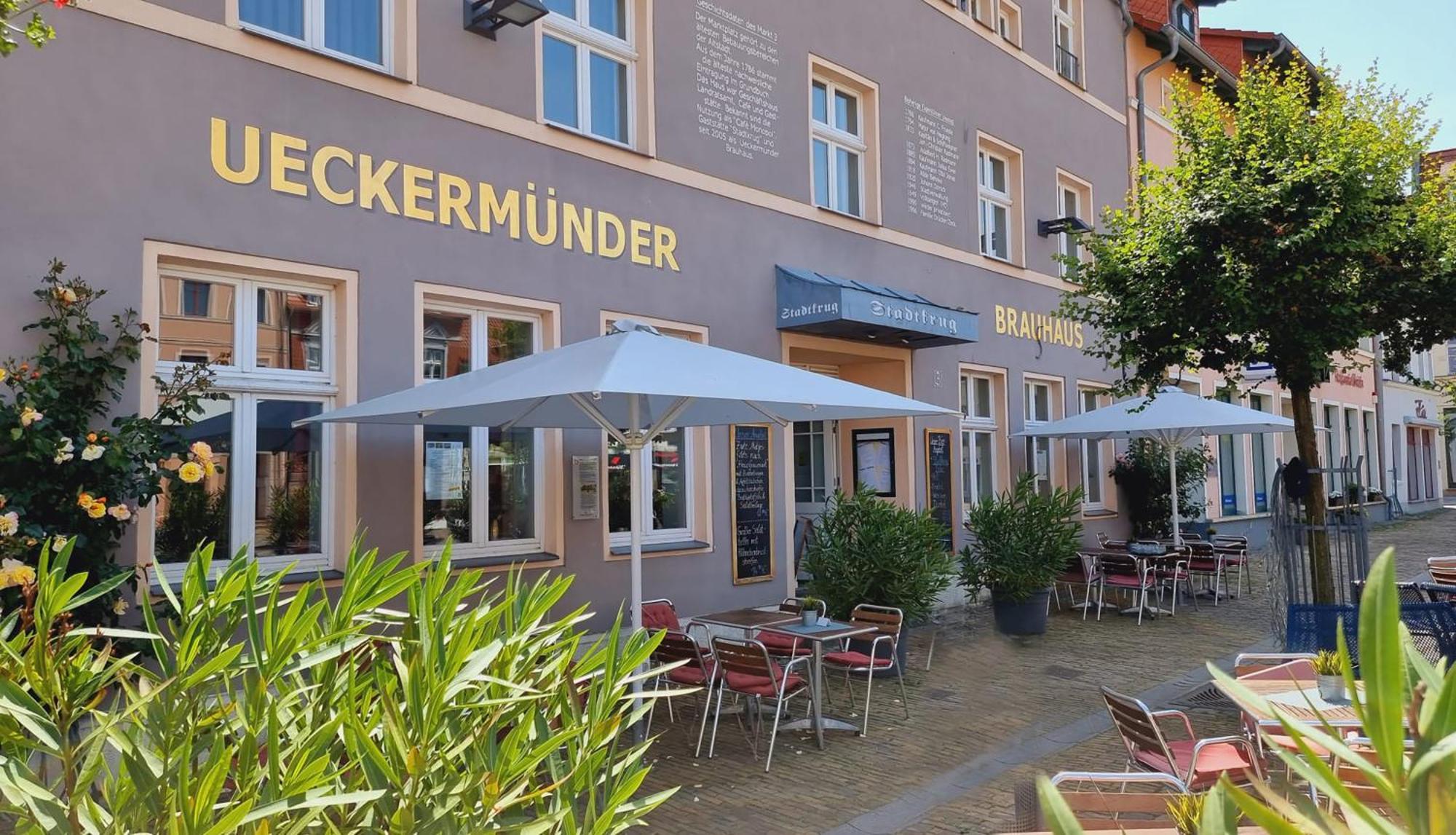 Hotel Am Markt & Brauhaus Stadtkrug Ueckermünde Exterior foto